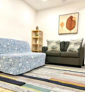 2Bd Modern guest suite near LEC